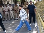 Several Mumbai Police officials were present on the spot as Malaika Arora and her sister Amrita Arora as well as other celebs reached her father's home in Bandra. Kareena Kapoor, who is a very close friend of Malaika and Amrita, was one of the celebs spotted. (All pics: Varinder Chawla)