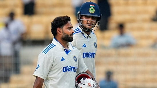 Shubman Gill (33*) and Rishabh Pant (12*) remained unbeaten for India in the final session and will resume batting on Day 3.